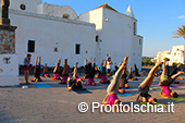 Giornata mondiale dello yoga a Ischia 12